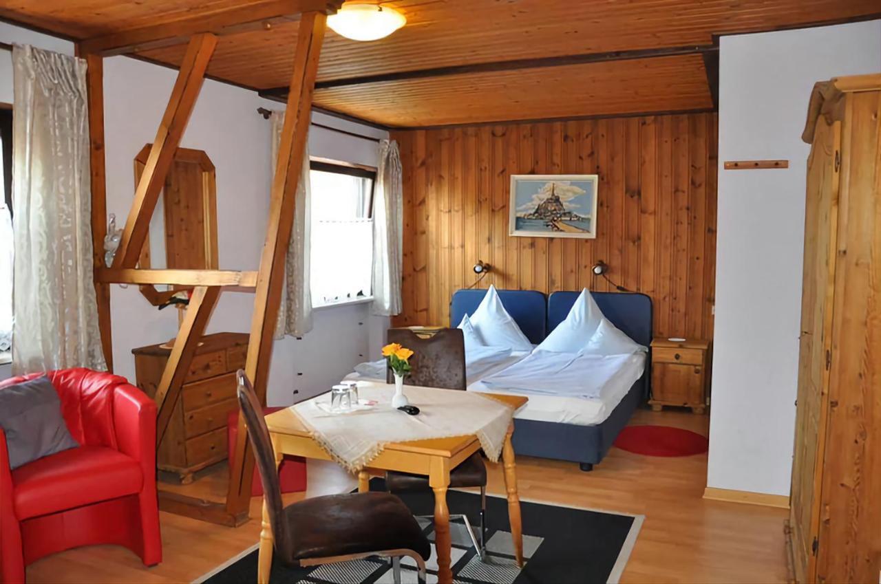 Bauer'S Pension-Restaurant-Catering Grosshabersdorf Екстериор снимка