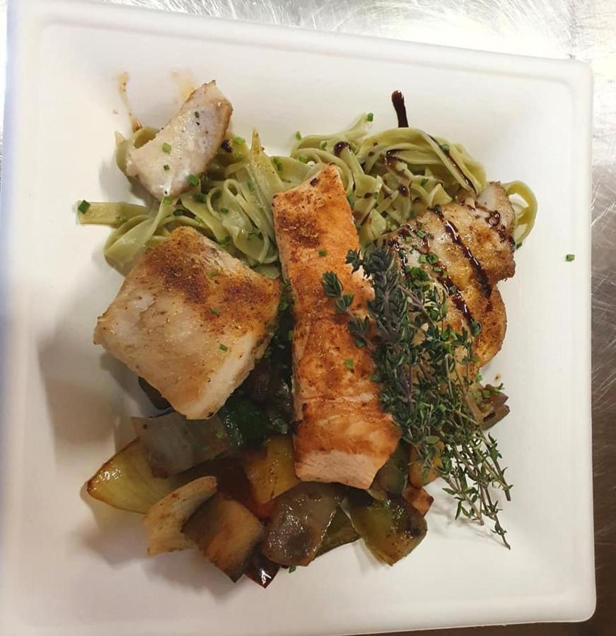 Bauer'S Pension-Restaurant-Catering Grosshabersdorf Екстериор снимка