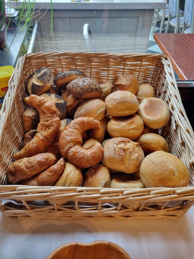 Bauer'S Pension-Restaurant-Catering Grosshabersdorf Екстериор снимка